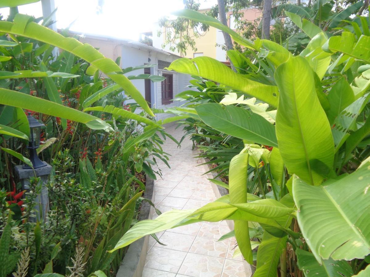 Residence Madelia Port-Louis Esterno foto