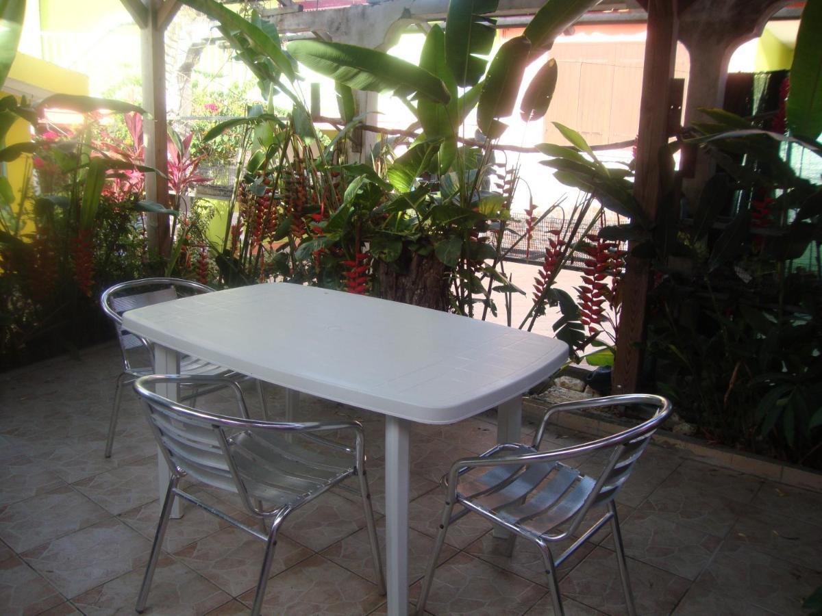 Residence Madelia Port-Louis Esterno foto